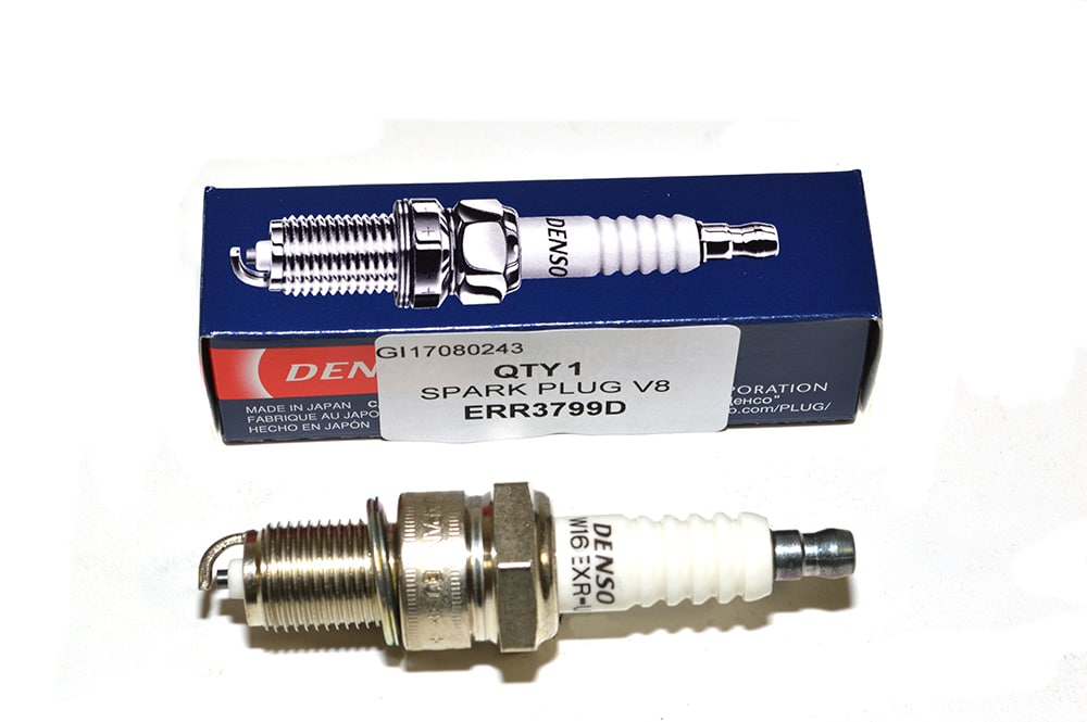 Spark Plug V8 ERR3799D DENSO Vitesse Land Rover Parts Shop