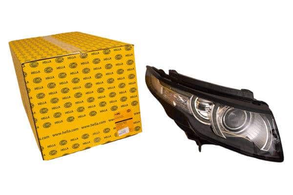 Headlamp And Flasher Rh - LR072968G - HELLA - Vitesse Land Rover Parts Shop
