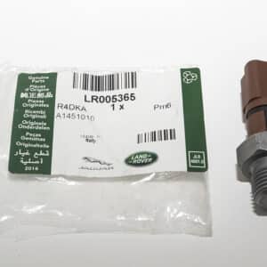 Switch Assy - Oil Pressure - LR005365LR - LAND ROVER