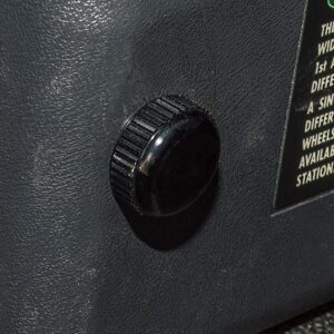 Fuse Box Screw - DA8949 - BRITPART