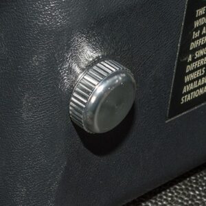 Fuse Box Screw - DA8950 - BRITPART