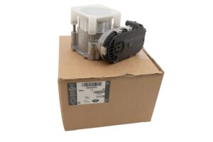 THROTTLE BODY - 105123472LR - JLR