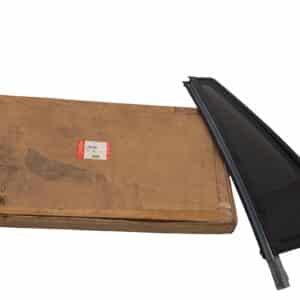 GLASS - DOOR REAR WINDOW - FIXED - LR001685LR - LR