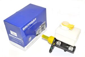 Cylinder Assy - Master - LR013017 - BRITPART