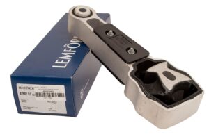 INSULATOR ENGINE SUPPORT - LR030745G - OEM