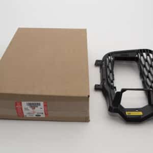 Grille - Bumper - LR045034LR - LAND ROVER