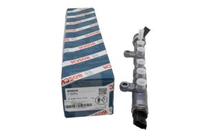 MANIFOLD - FUEL SUPPLY - LR073706G - BOSCH