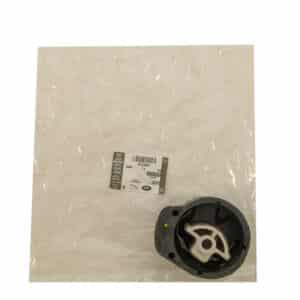 INSULATOR - ENGINE SUPPORT - LR105925LR - LR