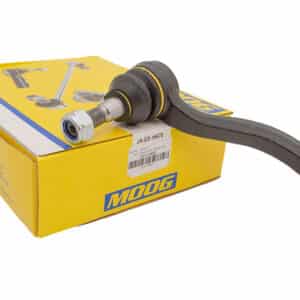 End - Spindle Rod Connecting - LR111480G - MOOG