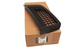 GRILLE - FENDER - FRONT - LR146278LR - LR