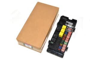 YQE103800LR