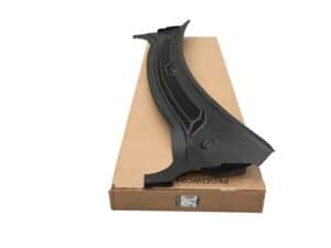 LR09616LR - PANEL - COWL TOP